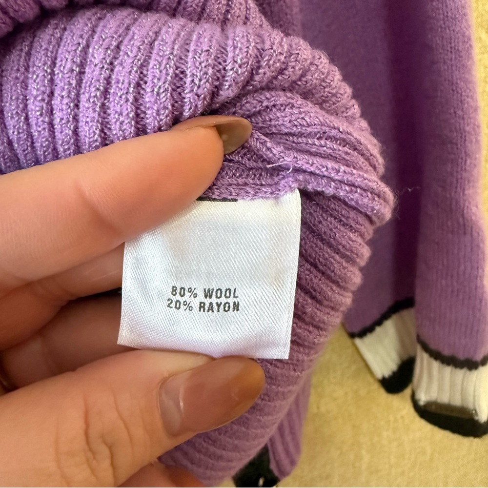 St. John Sport By Marie Grey Size Medium - Picture 7 of 7